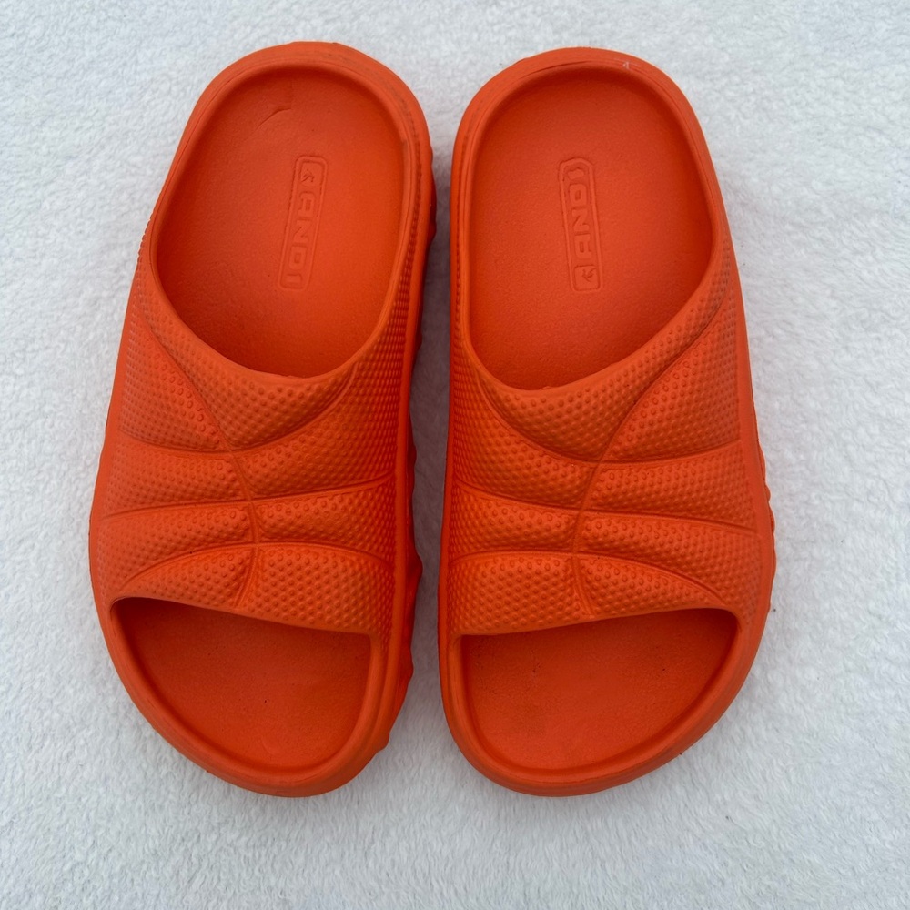 Basketball Shoes And1 Orange Slides Kids Sz. 13/1